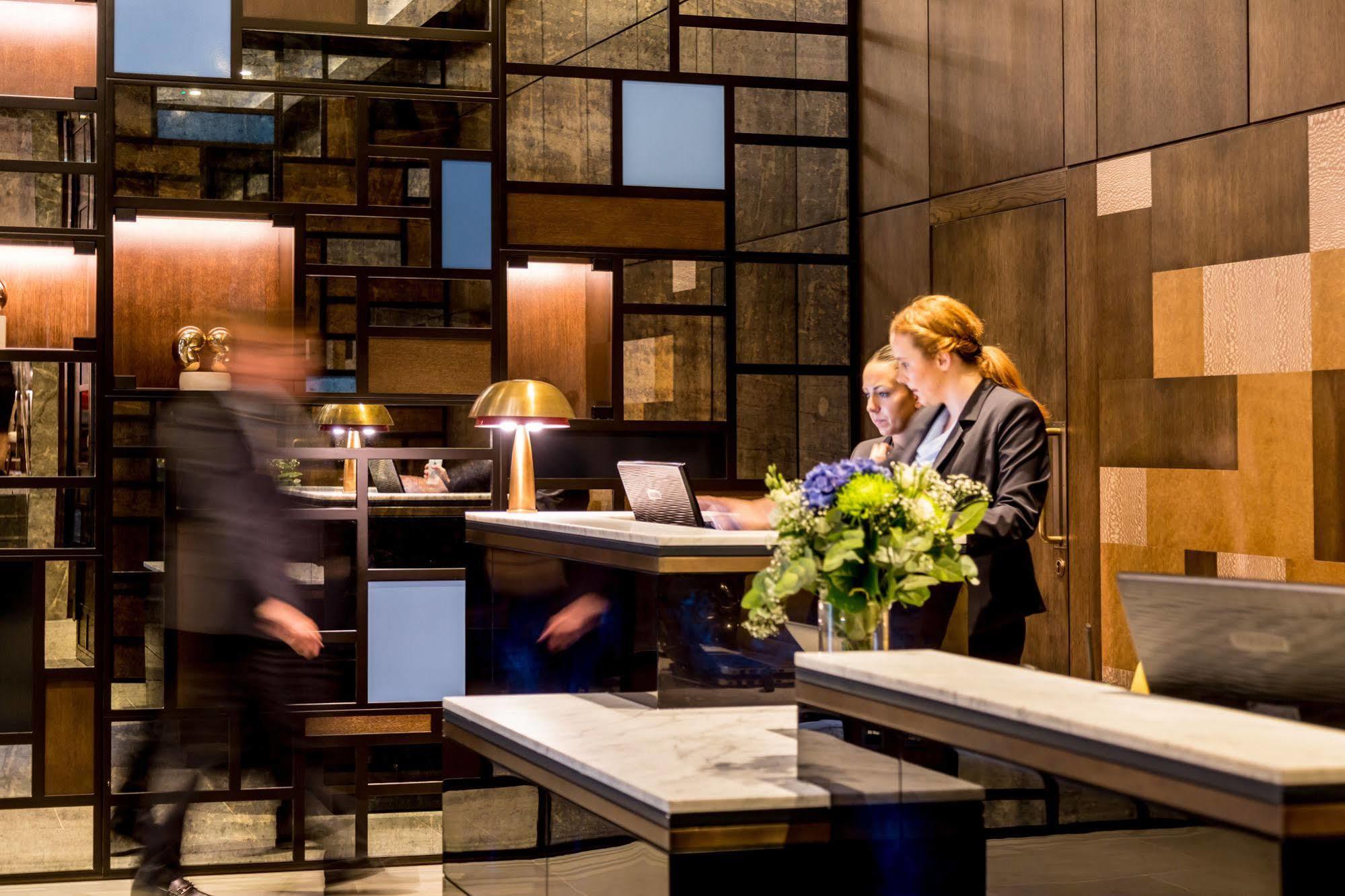 Devonshire Club & Hotel London Exterior photo